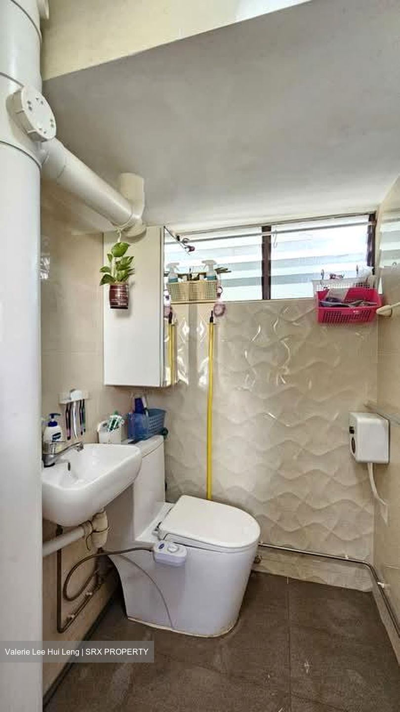 Blk 403 Pandan Gardens (Jurong East), HDB 5 Rooms #570910351